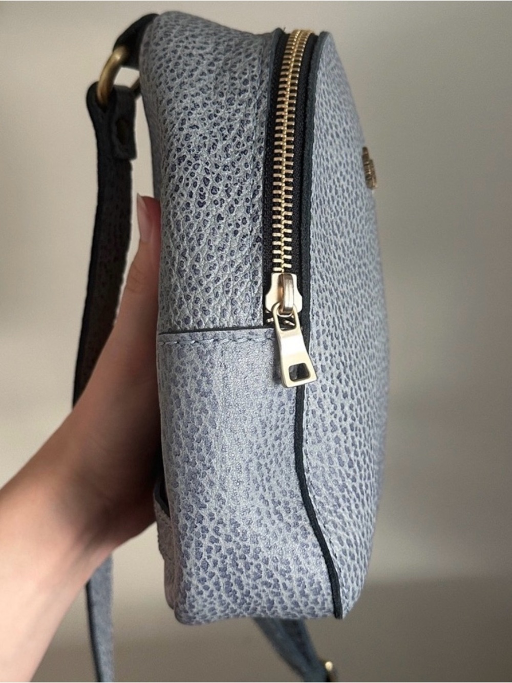 Portland Leather Goods Fog Sydney Sling - Picture 7 of 10